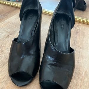 Aldo size 9 heels